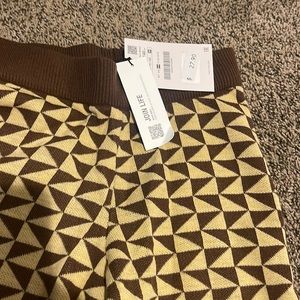 Girls pant size 9-10 new with tags